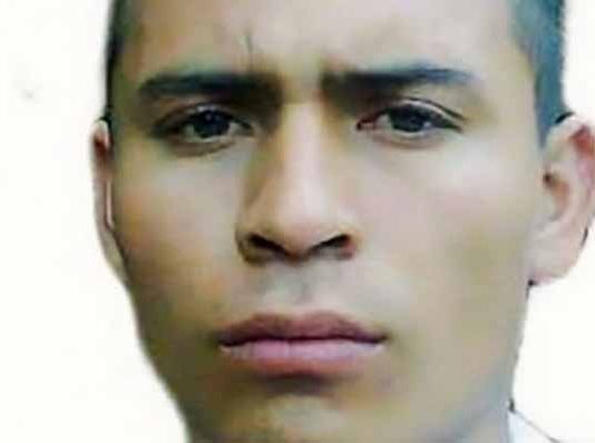 மனைவி மற்றும் மகனை குண்டு வைத்து கொல்ல முயன்ற கணவன்: நேர்ந்த துயர சம்பவம்!!