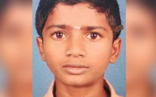 நாங்க தான் குத்திக் கொன்றோம்: சிறுவர்களின் அதிரவைக்கும் வாக்குமூலம்!!