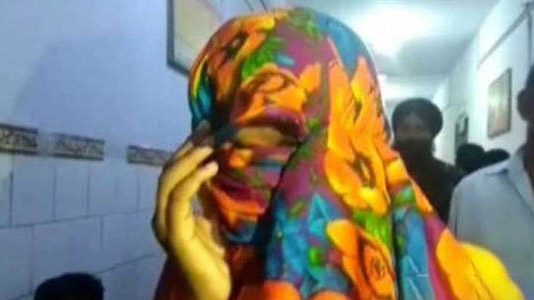 18 பேரால் சீரழிக்கப்பட்ட பாடசாலை மாணவியின் வாக்குமூலத்தால் அதிர்ச்சியடைந்த பொலிஸ்!!