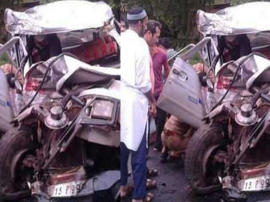 அப்பளம் போல் நொறுங்கிய கார்: ஒரே குடும்பத்தை சேர்ந்த 5 பேர் பலி