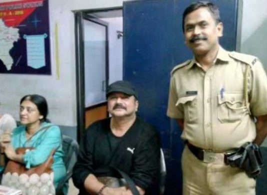 நிலச்சரிவில் சிக்கிய பிரபல நடிகரின் குடும்பம் மீட்பு : வைரலாகும் புகைப்படங்கள்!!