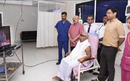 காவேரி மருத்துவமனையில் நடந்த சுவாரசியம் : நர்சுகளை அசர வைத்த கருணாநிதி!!