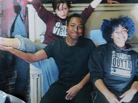 தாயையும் மகனையும் காக்கும் முயற்சியில் உயிரிழந்த இலங்கை வம்சாவளிச் சிறுவன் : நெஞ்சை உருக்கும் சம்பவம்!!