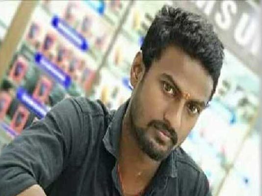 பெற்ற தாயை தலையணையால் அழுத்தி கொன்ற மகன்! முகம் சுழிக்க வைக்கும் காரணம்..