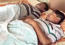 ஒரே அறையில் சடலமாக கிடந்த இரட்டையர்கள் : மனதை உருக்கும் பின்னணி!!