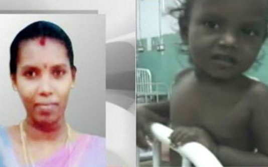 கள்ளக்காதலுக்கு இடையூறாக இருந்த குழந்தைக்கு சூடு : கணவனை தவிக்கவிட்டு காதலனுடன் சென்ற மனைவி!!