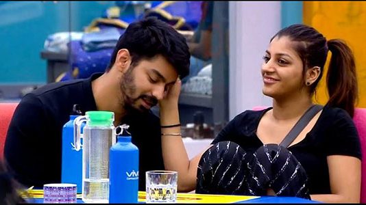 பிக்பாஸில் காதலர்களாக வலம் வந்த ஜோடிகளுக்கு கிடைத்த அதிர்ஷ்டம்!!