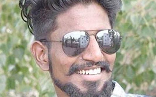 பல பெண்களுடன் தொடர்பு : தட்டிக் கேட்ட மகனுக்கு தந்தையால் நேர்ந்த கொடுமை!!