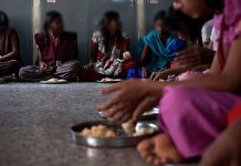 மர்ம உறுப்பில் மிளகாய் தூள் தூவி சித்திரவதை : சிறுமிகள் காப்பகத்தில் நடந்த அதிர்ச்சி சம்பவம்!!