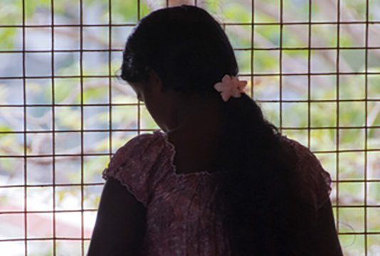 குடித்ததும் மயங்கிவிட்டேன்…. அதன்பின் எனக்கு என்ன நடந்தது என தெரியாது : குப்பை பொறுக்கும் சிறுமி வாக்குமூலம்!!