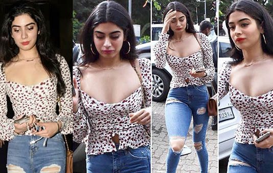 குட்டையான உடையில் வந்த ஸ்ரீதேவியின் இரண்டாவது மகள் : கூட்டத்தில் சிக்கியதால் ஏற்பட்ட சங்கடம்!!