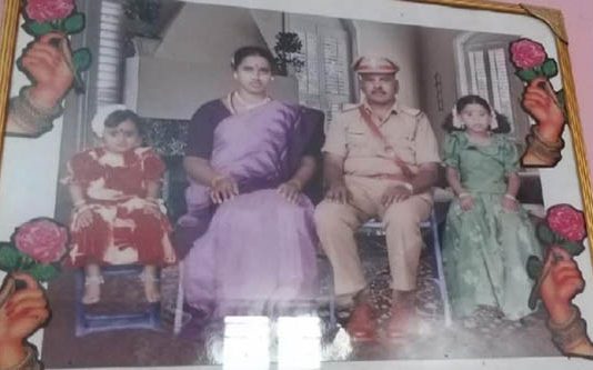 வீட்டில் சடலமாக கிடந்த தாய், மகன் : கைது செய்யப்பட்ட இளைஞரின் பகீர் வாக்குமூலம்!!