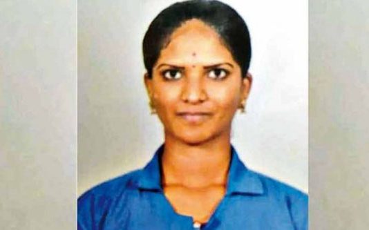 திருமணம் முடிந்தும் காதலனை அழைத்து பேசிய இளம் பெண்ணுக்கு நேர்ந்த கதி… சினிமாவை மிஞ்சிய சம்பவம்!!