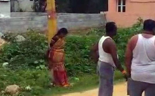 அவளை செருப்பால் அடியுங்கள் : 36 வயது பெண்ணுக்கு நேர்ந்த கொடூரம்!!