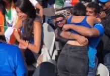 உலகக்கிண்ணம் போட்டியின் இடையே மைதானத்தில் வைத்து காதலை கூறிய இளைஞர்!!