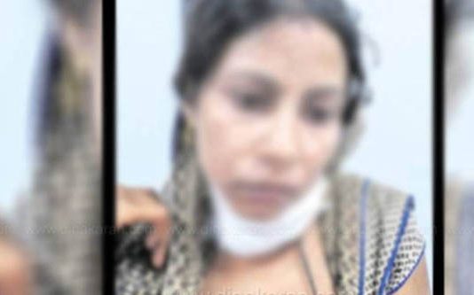 நள்ளிரவில் வீட்டின் தனியறையில் அலறிய கல்லூரி மாணவி… கதவை உடைத்து சென்ற பெற்றோர் கண்ட காட்சி!!