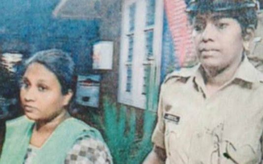 மனைவியின் கூடா நட்பை கண்டுபிடித்த கணவனுக்கு நேர்ந்த கதி : குழந்தைகள் அளித்த பகீர் வாக்குமூலம்!!