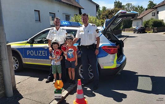 ஹீரோ என நாடே புகழும் சிறுவன் : அப்படி என்ன செய்தான் தெரியுமா?