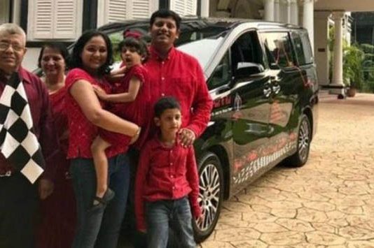 சிங்கப்பூரில் இருந்து பிரித்தானியாவுக்கு காரில் பயணம் செய்யும் தமிழக குடும்பத்தினர்!!