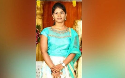 விடுமுறைக்காக வீட்டிற்கு வந்த மகளின் சோக முடிவு : அதிர்ச்சியடைந்த பெற்றோர்!!