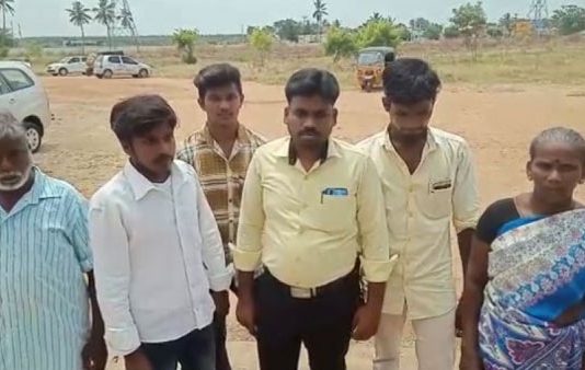 அவன் குழந்தை உன் வயிற்றில் இருக்க கூடாது : மனைவியை மீட்டுக் கொடுங்க என கணவன் கண்ணீர்!!