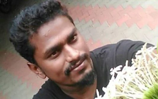 தூங்கி கொண்டிருந்த தம்பதி : நள்ளிரவில் வீடு புகுந்த கும்பல் : மனைவி காலில் விழுந்து கெஞ்சியும் நடந்த சம்பவம்!!