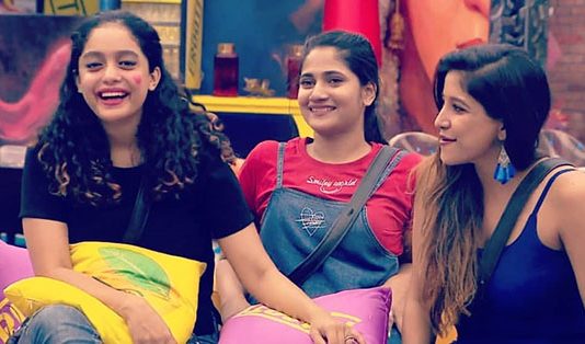 லொஸ்லியா உண்மையில்லை, அவ நடிக்கிறா : டார்கெட் செய்யும் வில்லி கேங்!!