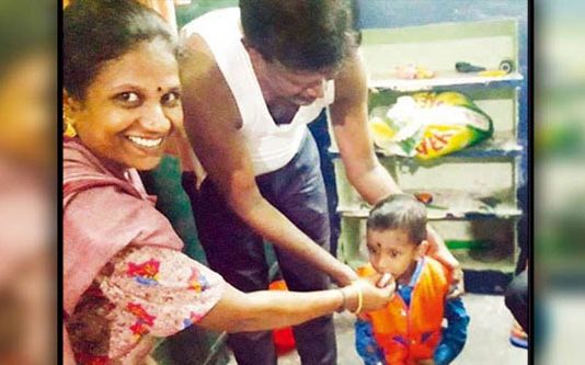 வீட்டில் தனியாக இருந்த மனைவி : வேலை முடிந்து வீட்டுக்கு வந்த கணவர் கண்ட காட்சி!!