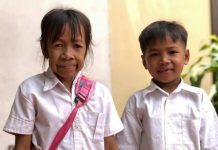 60 வயது பாட்டி போல மாறிய 10 வயது சிறுமி!!