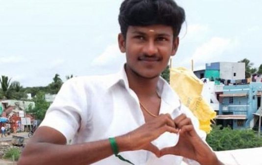 ஏழு பேரின் உடலில் உயிராக இருக்கின்றான் : மகனுக்கு இறுதிச் சடங்கு செய்ய மறுக்கும் பெற்றோர்!!