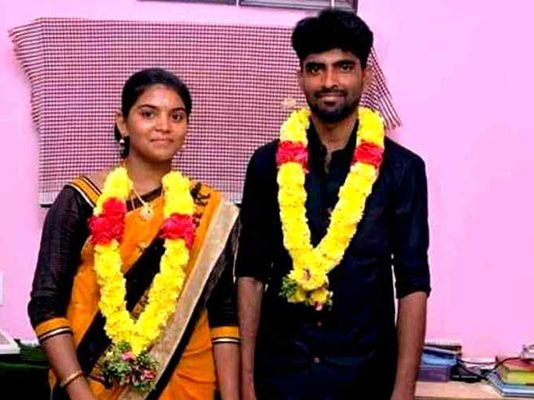இளமதி என்னிடம் திரும்பி வந்தால் போதும் : தலித்தாக பிறந்தது என் தவறா? க தறும் காதல் கணவன்!!