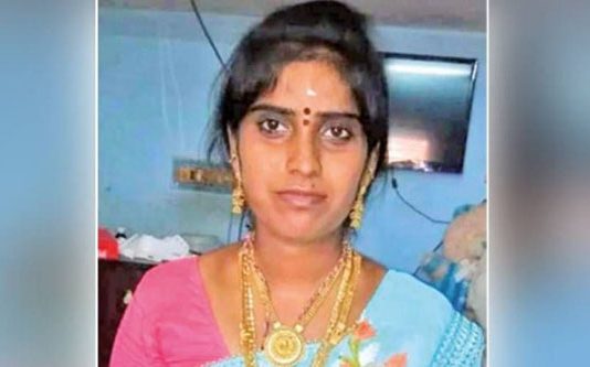 கணவரை பிரிந்து தாயுடன் வசித்த 28 வயது இலங்கை தமிழ்ப் பெ ண் : திடீரென மா யமான பின்னர் நடந்த சம்பவம்!!