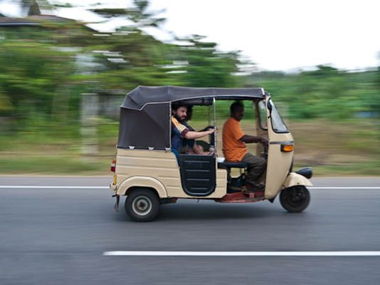 இலங்கையில் முச்சக்கர வண்டியில் பயணிப்போருக்கு முக்கிய அறிவித்தல்!!