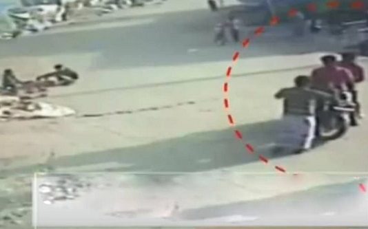 கொரோனா ஊரடங்கின் போது ம துவுக்காக அலைந்த சிறுவர்கள் : அறிவுரை கூறிய ந பரை வெ ட்டிக் கொ ன்ற ப யங்கரம்!!