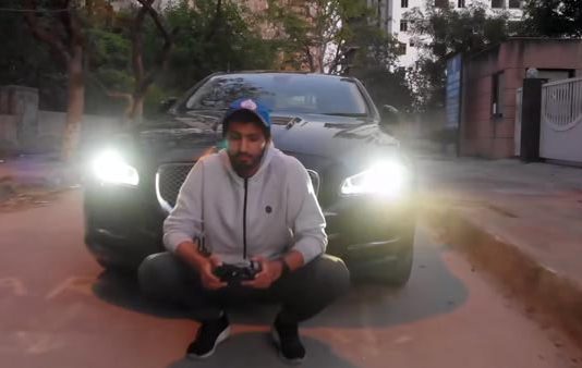 டூவீலர் வாங்கவே திணறிய இளைஞர் : இப்போது ஜாகுவார் எக்ஸ்ஜேஎல் காரின் உரிமையாளர்!!