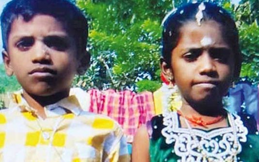 தனியாக விளையாடி கொண்டிருந்த அக்காள் – தம்பி! நொடி பொழுதில் நடந்த அ தி ர்ச்சி ச ம்பவம்:வெளியான புகைப்படம்…!