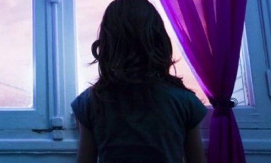 சமீபத்தில் இ றந்த மனைவி : 6 வயது ம களுக்கு த ந்தையால் நடந்த கொ டுமை!!