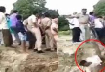 வேடிக்கை பார்த்துக்கொண்டிருந்த மனிதரை எட்டி உதைத்த பொ லிசா ர்! தீ யாய் ப ரவும் கா ட்சி!!