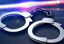 ஹோட்டலில் ரெட்டு பி டி ப ட்ட இ ள ம் நடிகை! கையும் க ள வுமாக சி க் கிய ச ம்பவம்!!