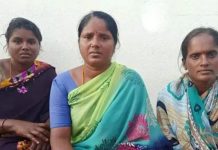 தாங்கள் அணிந்திருந்த புடவையை வீசி இளைஞர்கள் உ யிரை கா ப்பா ற்றிய 3 பெண்கள்! நடந்தது என்ன? குவியும் பாராட்டு!!