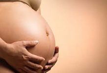 கடன் தொ ல் லையால் க ர்ப்பிணி பெண் எடுத்த வி பரீத முடிவு!!