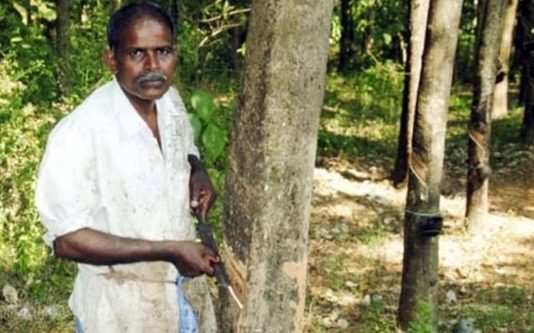 சொந்த வீட்டை இ ழ ந்து நடுத்தெருவுக்கு வரவிருந்த நிலையில் தி.டீ.ரென பெரிய கோடீஸ்வரர் ஆன ஏழை தொழிலாளி! ஆச்சரிய சம்பவம்!!