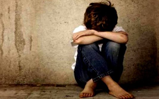 மூன்றாம் வகுப்பு மாணவனுக்கு ஏ ற் பட்ட கொ.டூ.ர.ம்! 4 சி றுவர்கள் கை.து..!