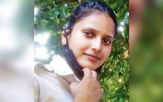 திருமணமாகி 8 ஆண்டுகளாக கு ழ ந்தை இல்லை! ம னை வி மேற்கொண்ட காரியம்.. வெளியூரில் இருந்து திரும்பிய கணவனுக்கு காத்திருந்த அ திர்ச்சி!!