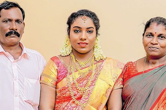 முதலில் தந்தை பின்னர் மகள், மனைவி : கொரோனா நோயாளிகளுக்கு உதவிய குடும்பத்திற்கு நேர்ந்த சோகம்!!