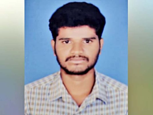 வெளியே சென்று வீடு திரும்பிய பெற்றோர்: மெக்கானிக் இ.ளை.ஞரிடம் புழுவாய் து.டி.த்த சிறுமி!! நடந்தது என்ன?