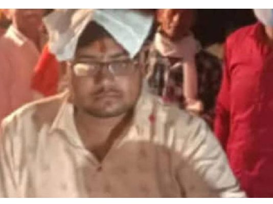 தாலி கட்டும் நேரத்தில் திருமணத்தை நிறுத்திய மணப் பெண்! அம்பலமான மாப்பிள்ளையின் பித்தலாட்டம்!!