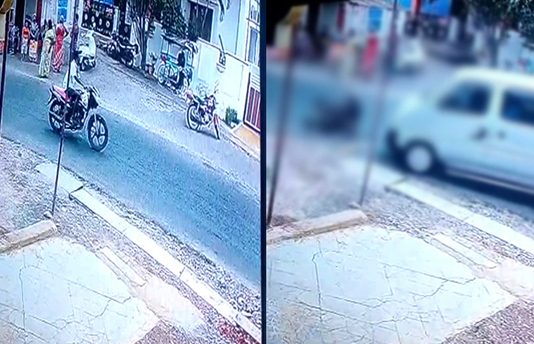 பைக் , கார் நே.ரு.க்கு நேர் மோ.தி வி.ப.த்து : தூ.க்.கி வீசப்பட்ட தொழிலாளி!! ப.ர.ப.ரப்பு சிசிடிவி காட்சி…!!