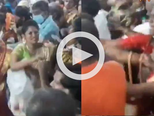 திருமணத்தில் யார் முதலில் தாலி கட்டுவது? க.டு.மையாக தா.க்.கி கொண்ட சம்பவம்: வெளியான அ.தி.ர்.ச்சி வீடியோ!!