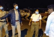 சாலையோரம் உறங்கிக் கொண்டிருந்த பெண்ணிடம் அத்துமீறலில் ஈடுபட்ட வேன் ஓட்டுநர்: பின் நேர்ந்த விபரீதம்!!